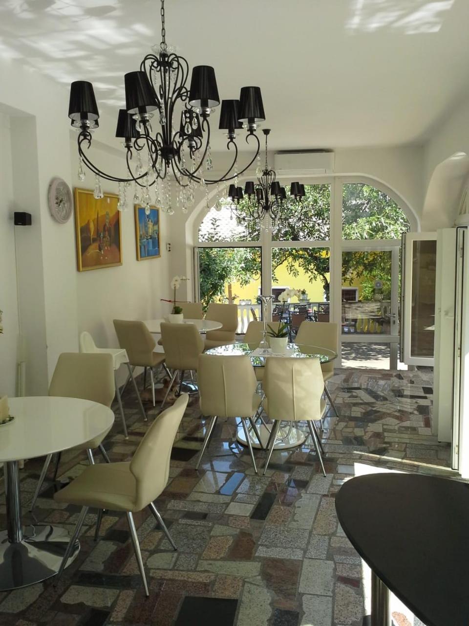 Apartments Happy Island Rab ราบ ภายนอก รูปภาพ