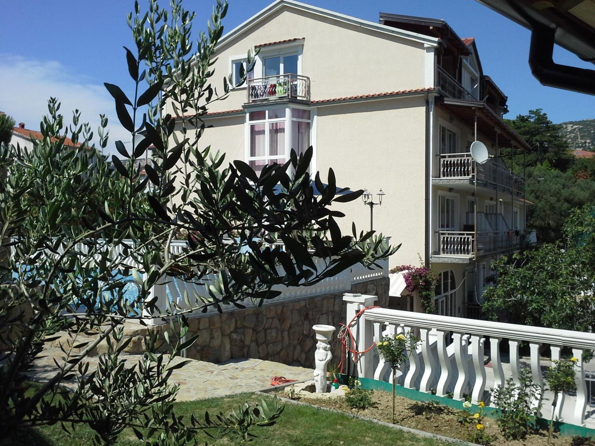 Apartments Happy Island Rab ราบ ภายนอก รูปภาพ